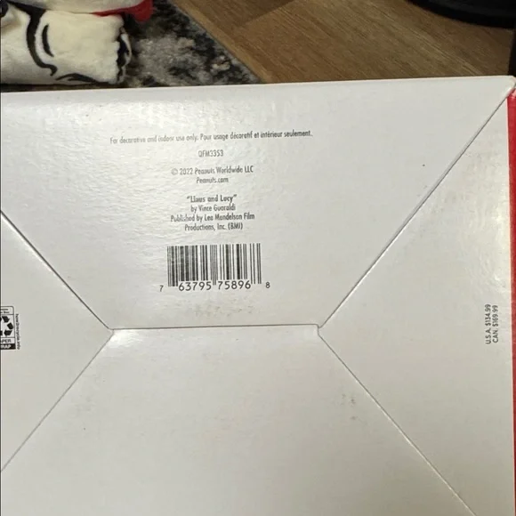 Hallmark Keepsake Snoopy Peanuts The Merriest House in Town tabletop decoration - Picture 6 of 6